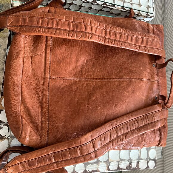 Vilenca Holland Large Leather Backpack - Picture 2 of 10